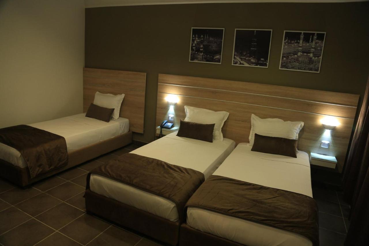 Mondial Hotel Tunis Buitenkant foto